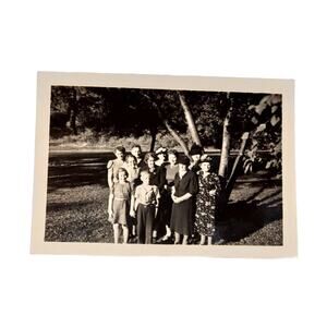 Vtg B&W Photo Found 1940s Friends on a Trip to Spokane Washington Snapshot